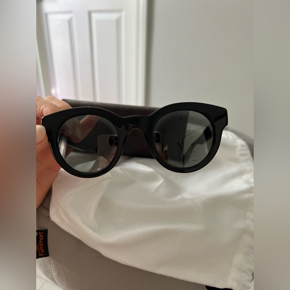 Authentic Gucci Sunglasses - image 7